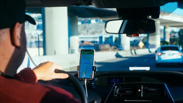 Melhores celulares para Uber Driver e 99 Driver em 2026: 8 opções com ótimo custo-benefício